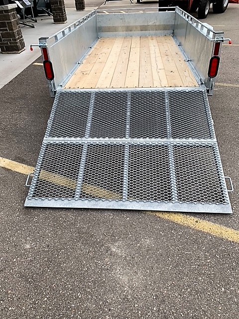 93462Cjpeg - McFarlane Trailer Sales